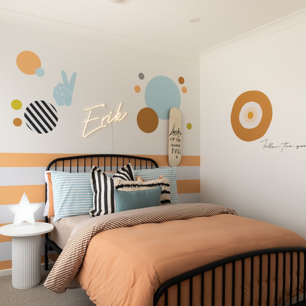 Bold Stripes | Full & Half Wall Wallpaper Wallpaper Blond + Noir 