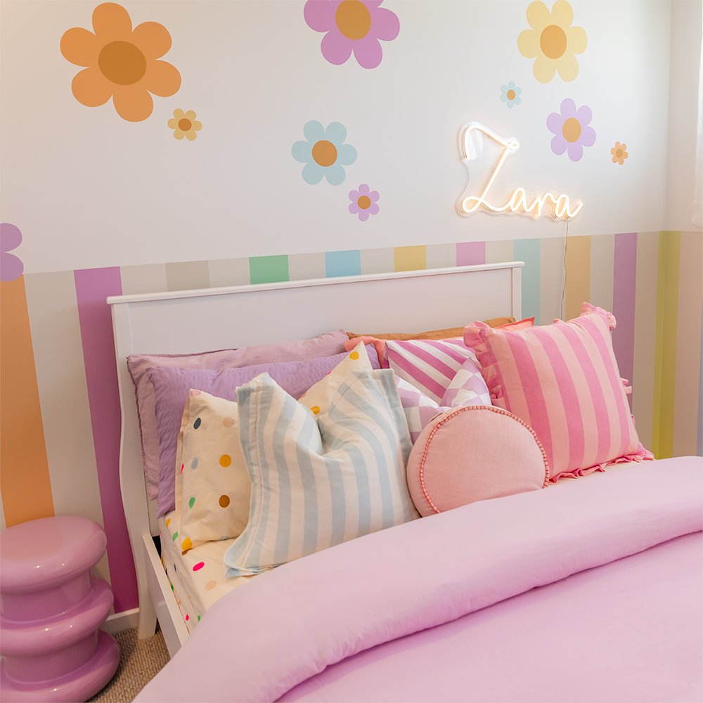 Midi Happy Flowers | Wall Decals Wall Decals Blond + Noir 